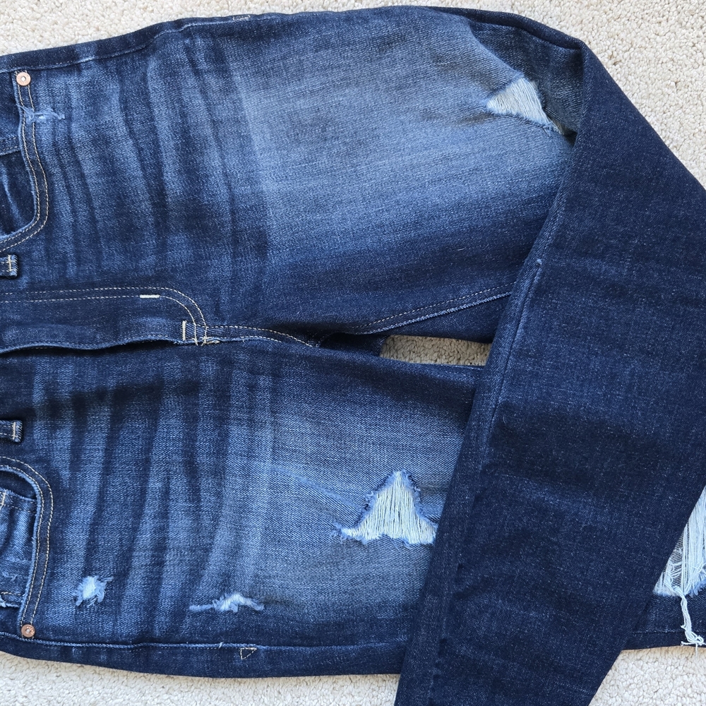 Edgely Distressed Jeans/Jegging SIZE 6